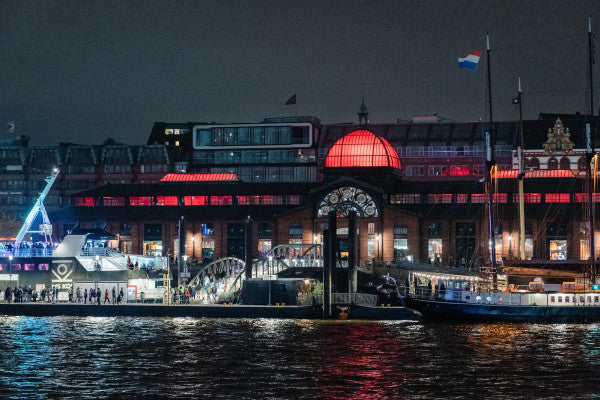 Lichter Bootsfahrt